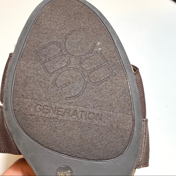 BCBGeneration Brown Wedge Sandal Size 7.5 - Picture 10 of 10